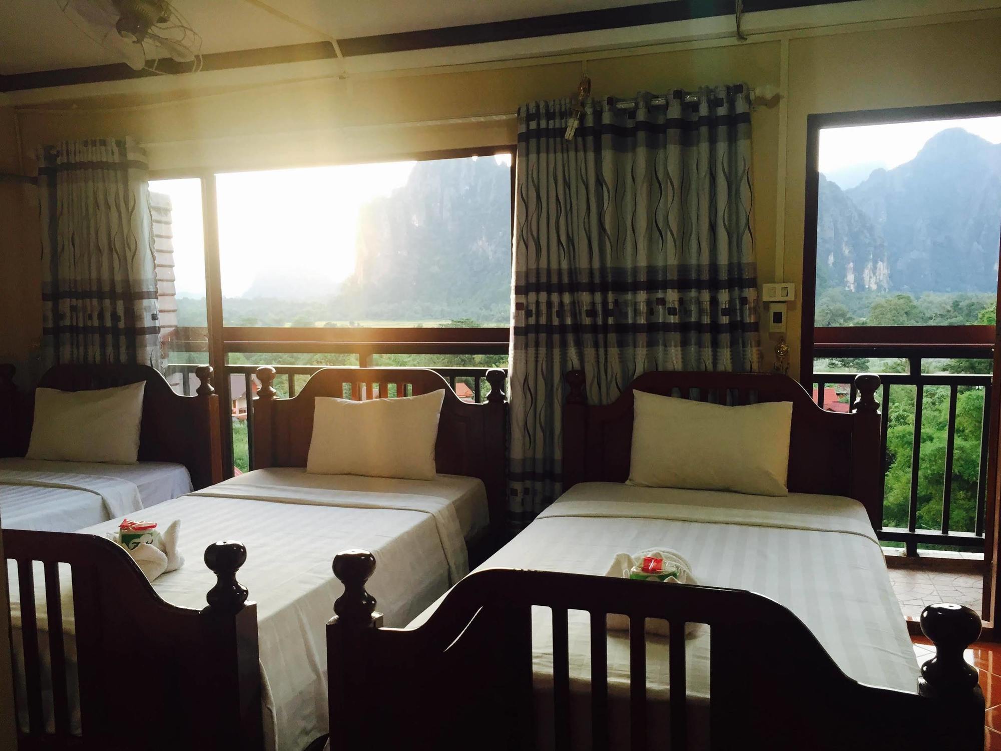 Mountainview Riverside Boutique Hotel Vang Vieng Buitenkant foto