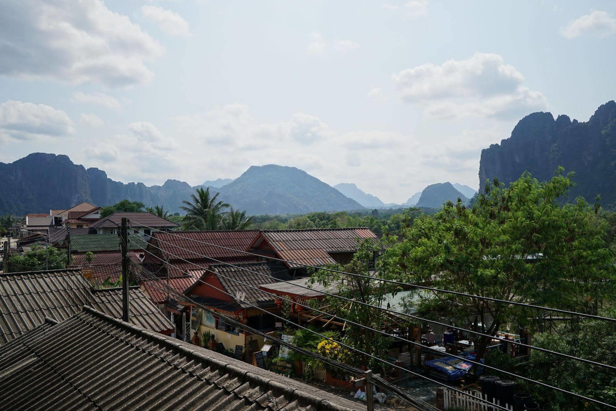 Mountainview Riverside Boutique Hotel Vang Vieng Buitenkant foto