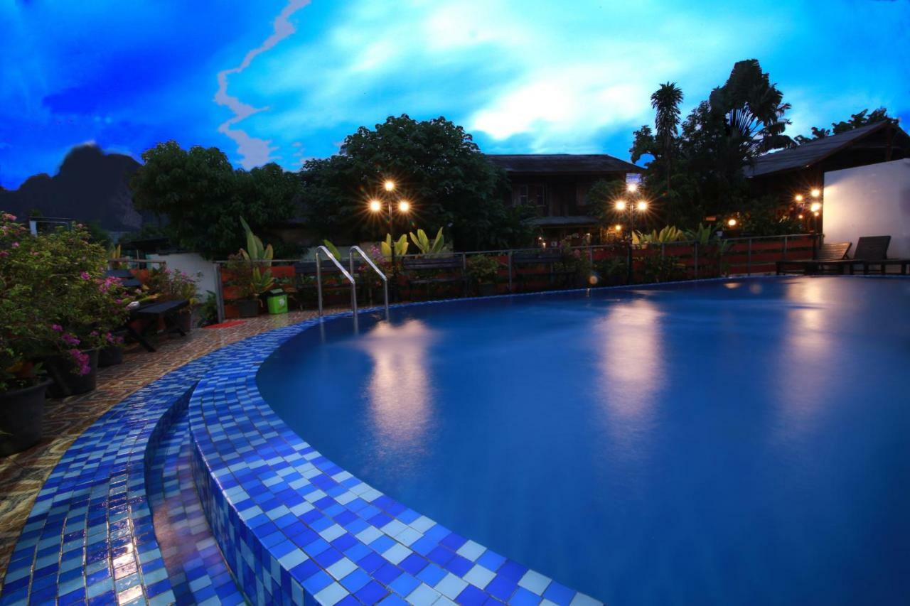 Mountainview Riverside Boutique Hotel Vang Vieng Buitenkant foto